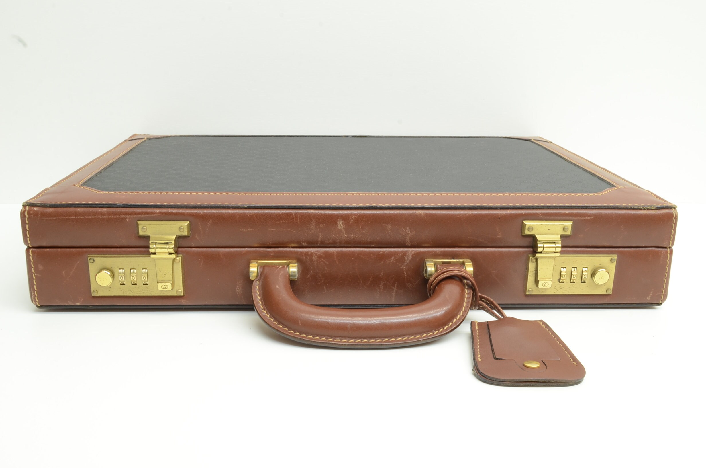 Authentic Gucci Monogram Logo Vintage Guccissima Signature