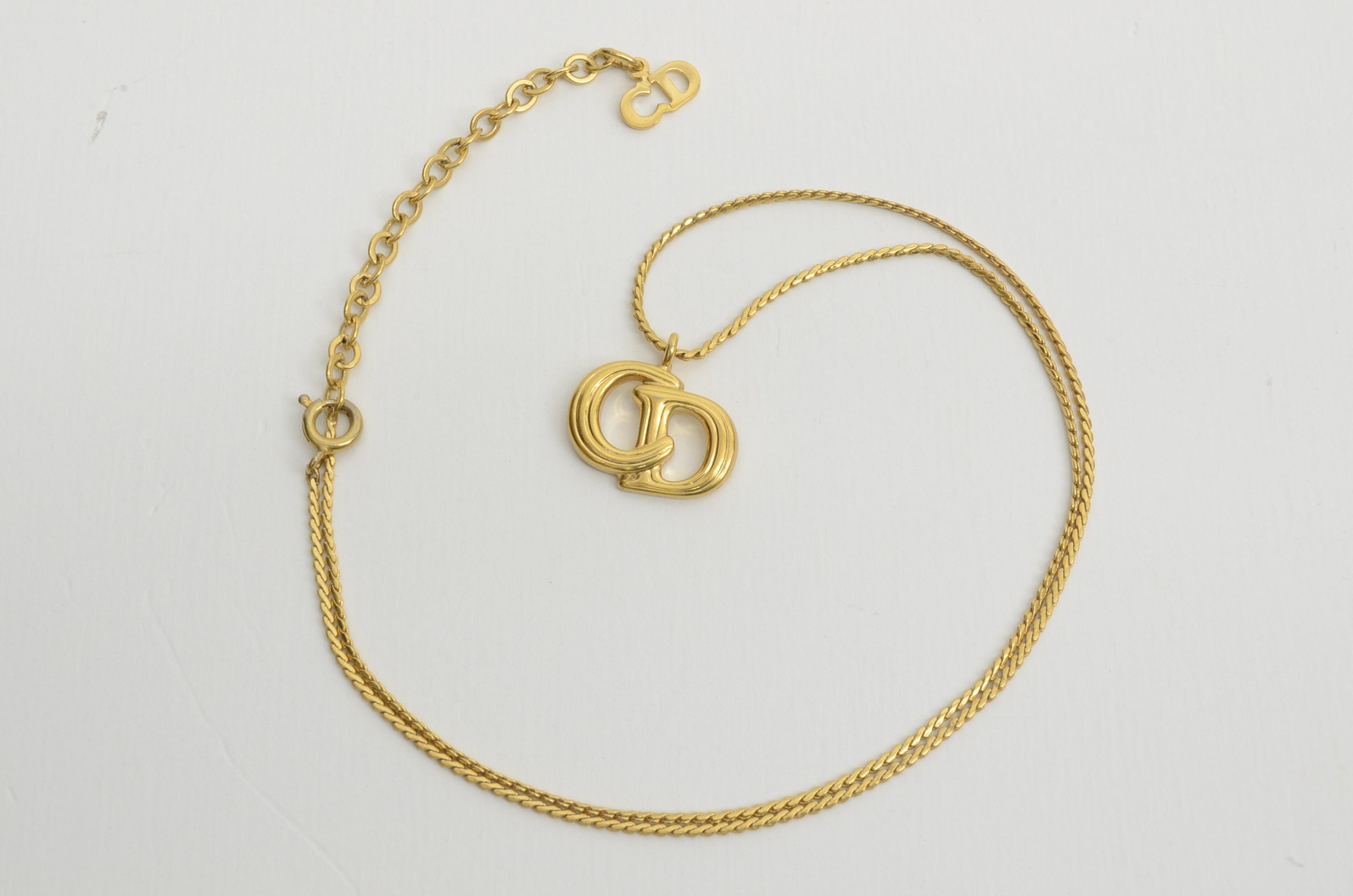 CHRISTIAN DIOR CD Gold Plated Chain Necklace – ATTICO ORO