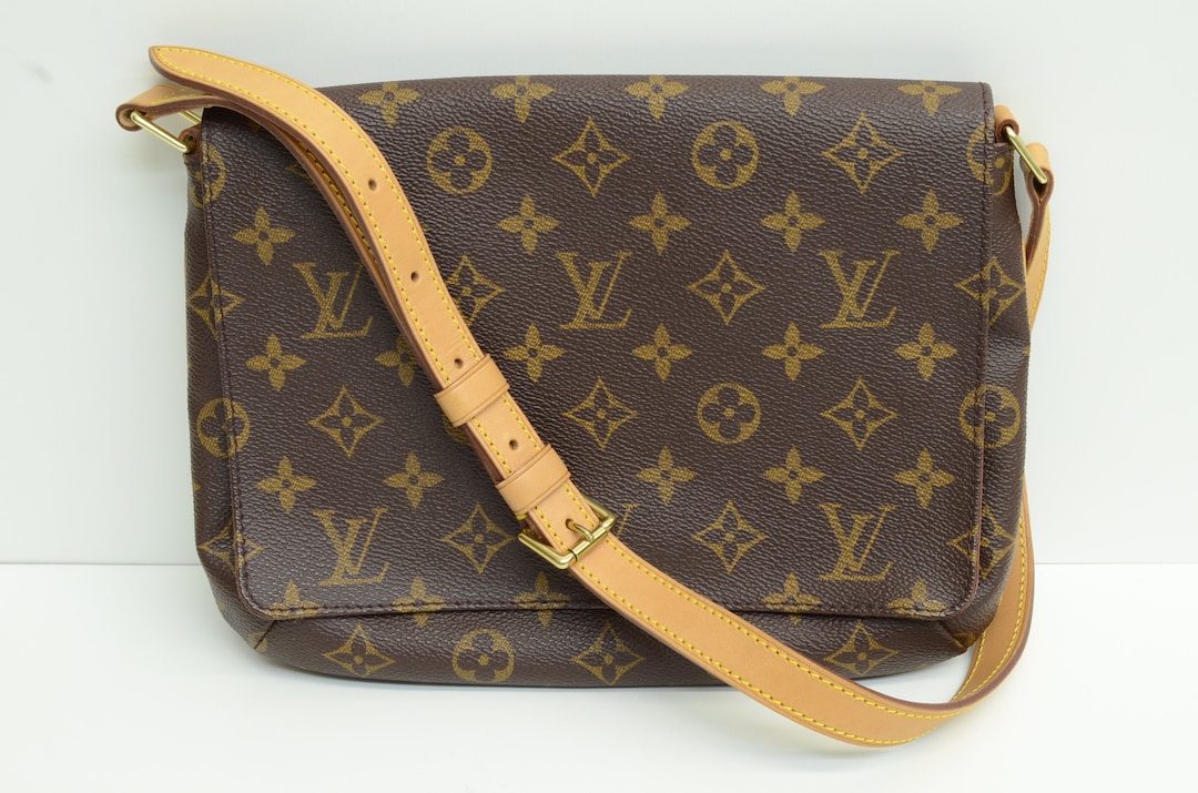 Louis Vuitton 2002 Monogram Musette Tango Bag · INTO