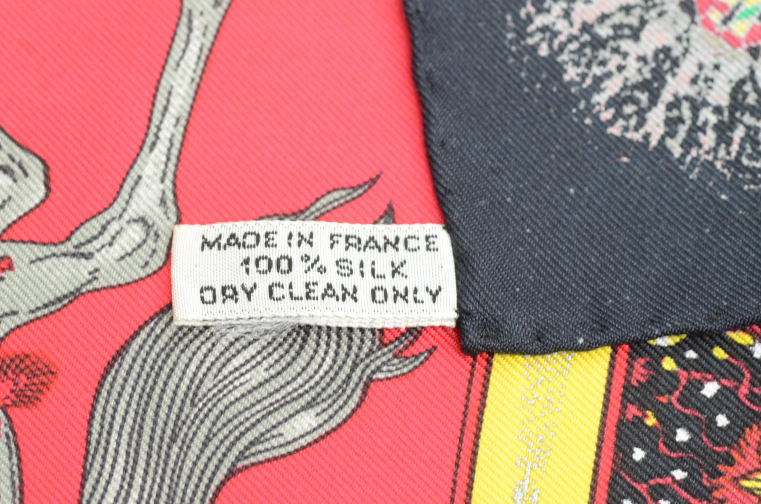 HERMES SCARF　100%SILK　MADE IN FRANC HERMES 100% silk scarf made France EXCELLENT Condition