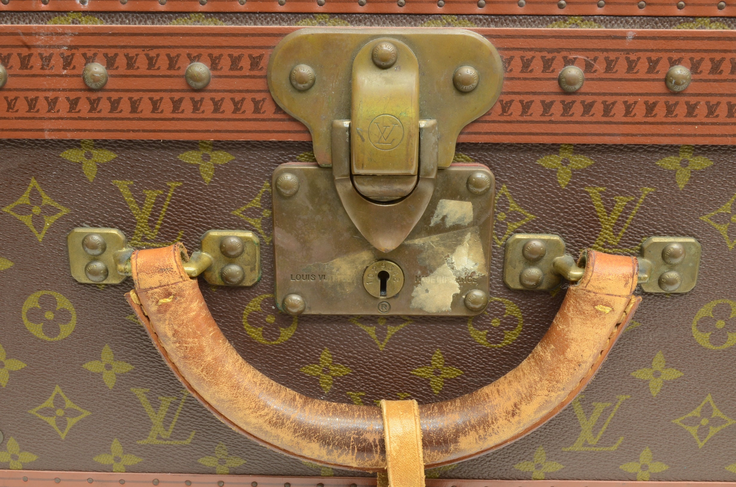 Louis Vuitton Alzer Soft Trunk Suitcase No.7 Trunk L'Oeil Vintage Monogram  Canvas 55 Brown 21809015