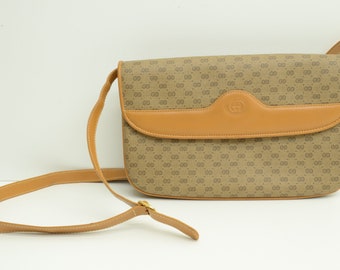 GUCCIバッグ 楽天市場】GUCCI グッチアンティークシルバーダブルGロゴ