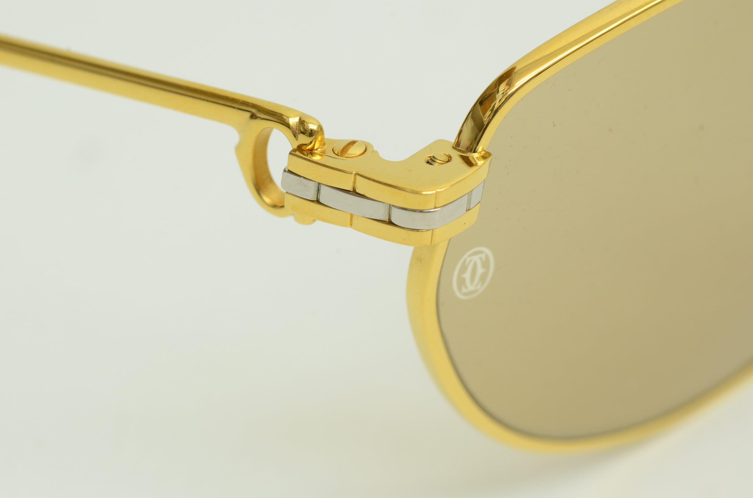 Authentic Cartier Panthere Windsor 57 15 135 GP Vintage
