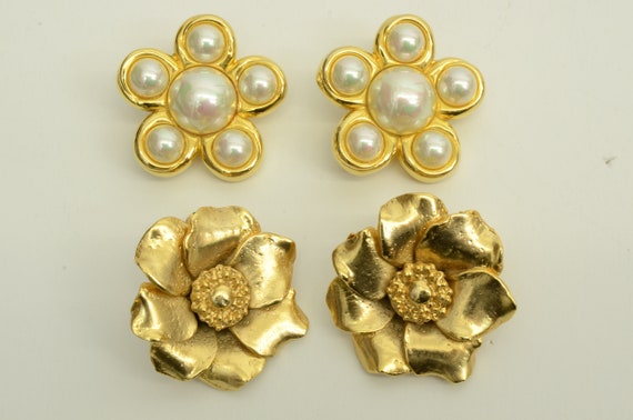 Pearl Gold Floral Pieroes ⚪︎ herlipto Pearl Gold Floral Earrings