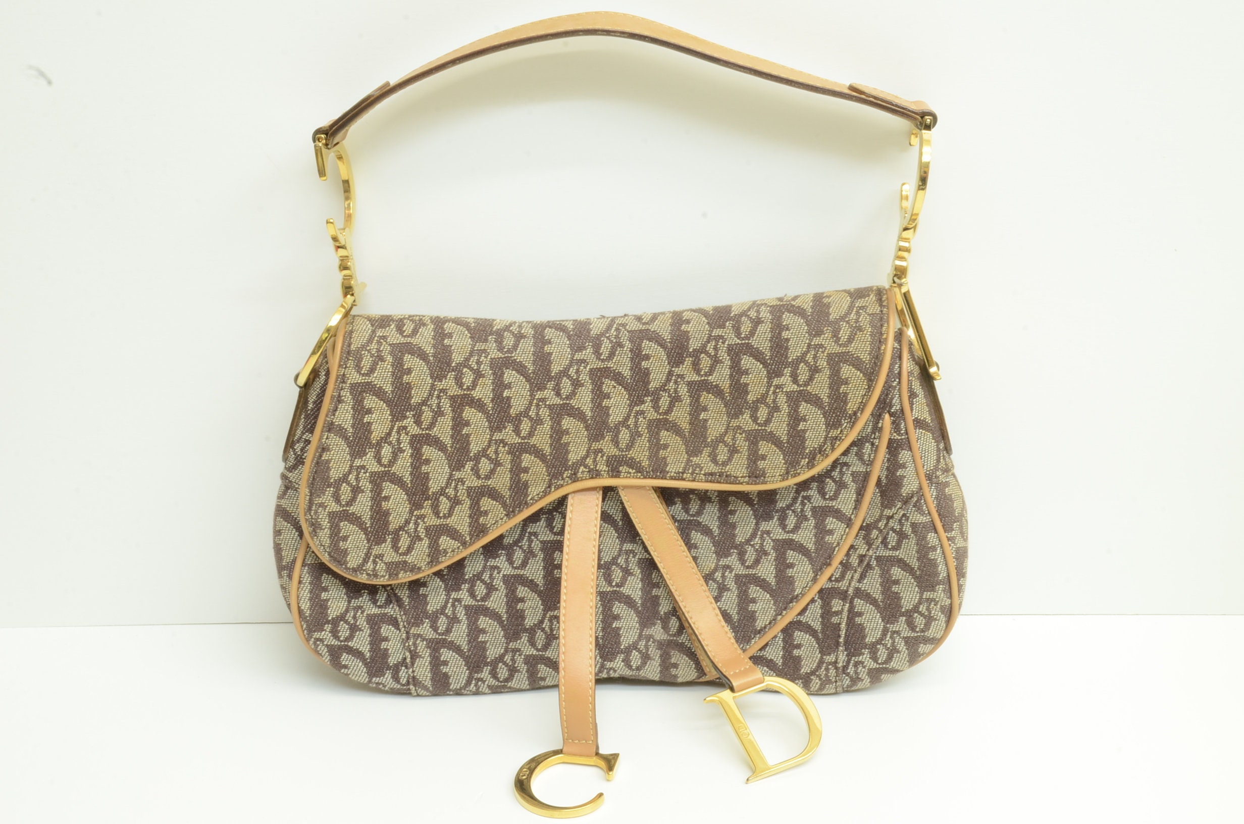 Dior Christian Mini Street Chic Trotter Vintage Y2K Handbag Monogram  Pochette - The ICT University