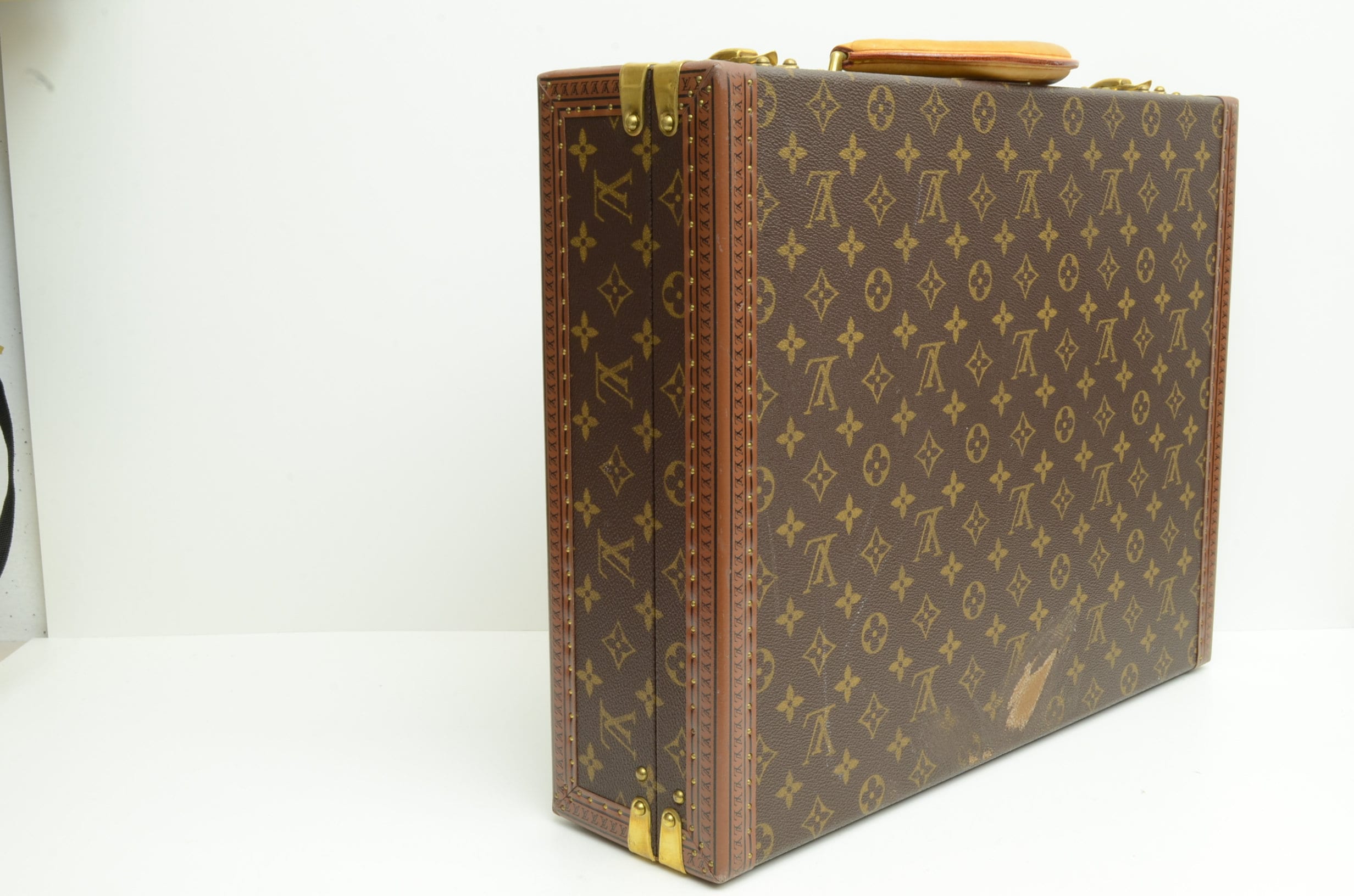 Louis Vuitton Monogram President Briefcase, Handbags and Accessories  Online, Ecommerce Retail