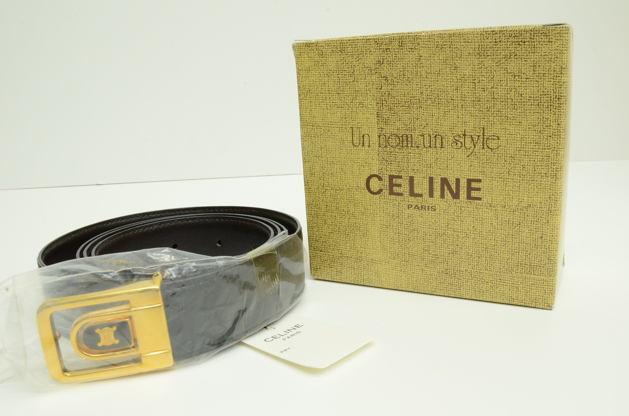 CELINE ゴールド バックル 楽天市場】極美品 CELINE セリーヌ 馬車 ゴールド バックル