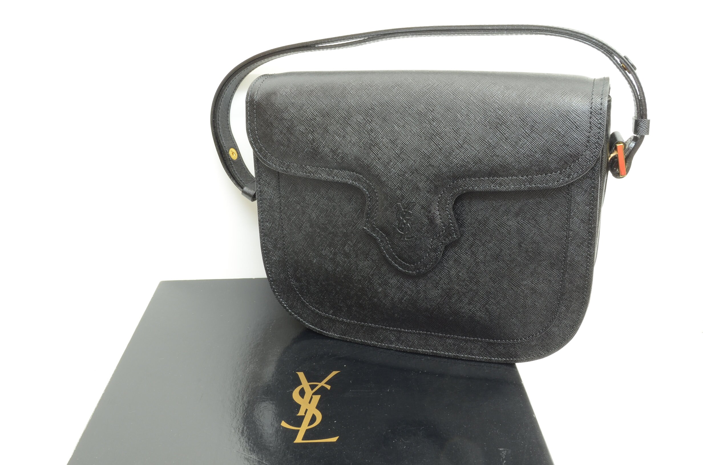 Louis Vuitton Black Epi Leather Saint Cloud PM Bag - Yoogi's Closet