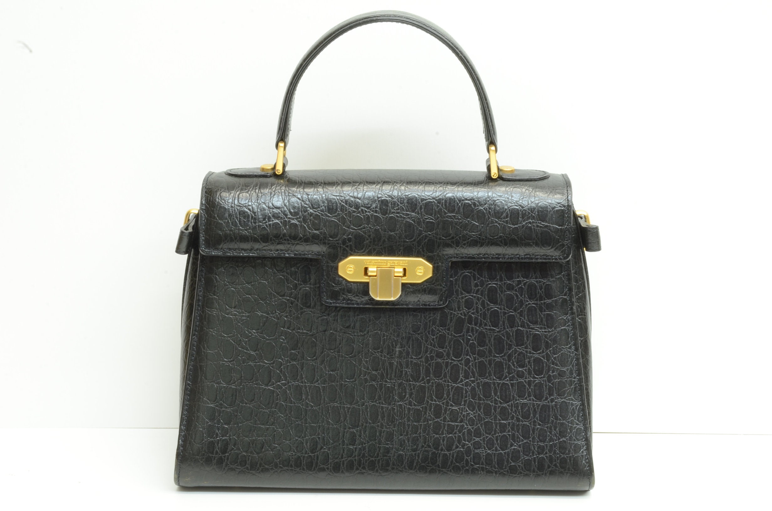 Authentic Valentino Garavani Handbag Leather GP Slide Clip Authentic Valentino Garavani Handbag Leather GP Slide Clip