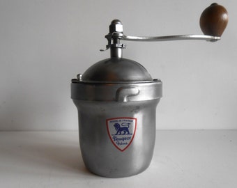 Vintage Peugeot G1 coffee grinder - 50's / coffee grinder mill Kaffeemühle