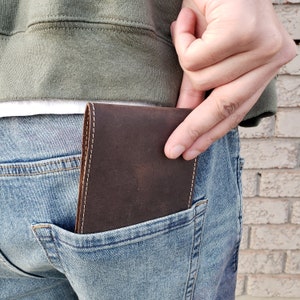 Leather Wallet, Classic Brown HANDCRAFTED 100% FULL GRAIN Leather Wallet, Minimalist Wallet, Gift for him, Gift for boyfriend, Gift for Dad