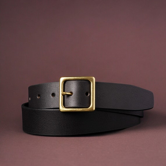 Black Leather Belt With Gold Buckle, Women display picture 1