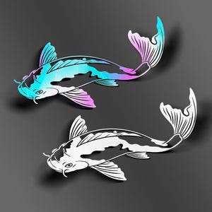 Puede incluir: Dos ilustraciones de peces koi, una con un degradado azul y rosa y la otra en blanco y negro.