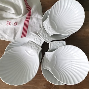 6 Vintage White Ceramic Small Scallop Shell Dishes Plates / Ovenproof / Embossed Floral Plate