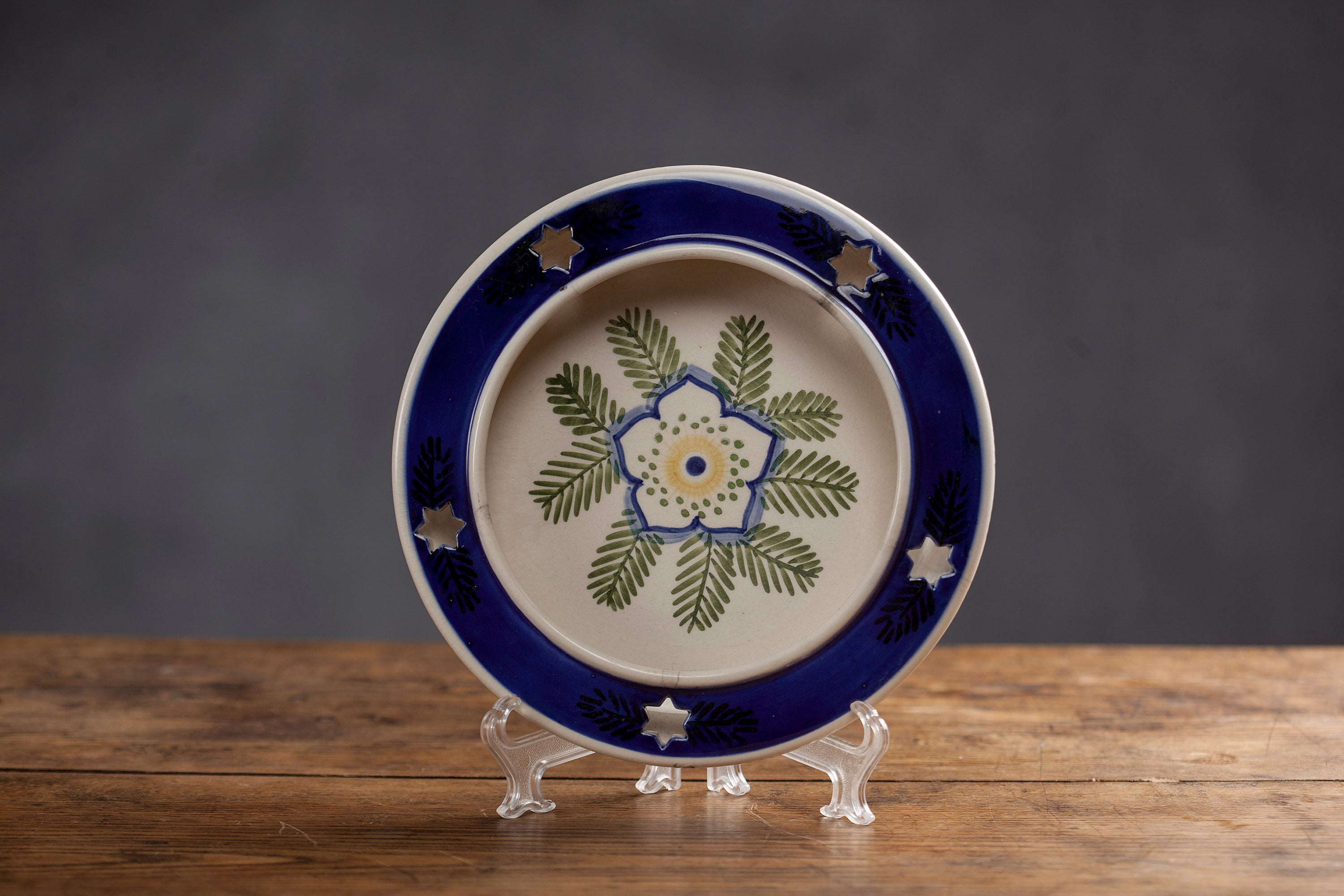 Deense keramische kerst kandelaar door Kopenhagen Denemarken, handgeschilderd patroon, vintage Scandinavische kandelaar