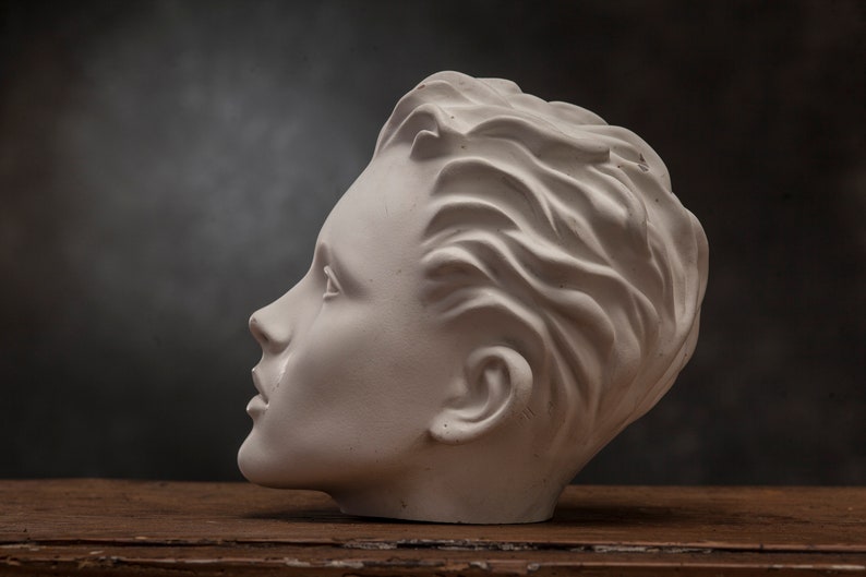 VINTAGE White Mannequin Head / Real Size Mannequin Head / 1980's Head Decor / Vintage display image 4