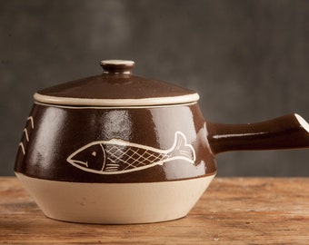 Dänische Keramik Schale mit Deckel, Fisch Dekor, Made in Denmark, Vintage Braun und Weiß Gefäß, skandinavisches Keramik Design