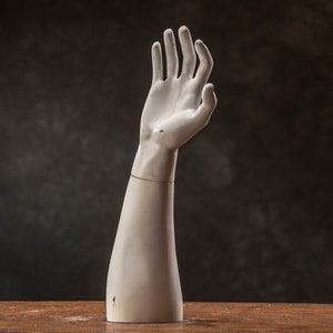 Vintage Mannequin Hand / 1980's Mannequin Decor /  Hand showcasing jewelry Display / Retro decor