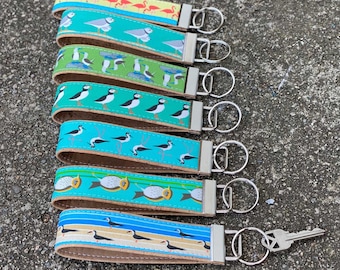 Shorebirds and Water Birds Cork Keychain: Eco-friendly Wildlife Key Fob