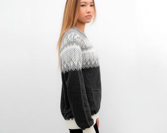 Handmade Dark Gray Alpaca Sweater: Women's Minimalist Peruvian Wool Knit
