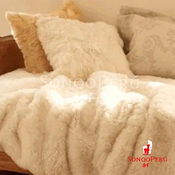 Alpaca Fur Blanket, Genuine Alpaca Fur Blanket, Alpaca Blanket, Peruvian Alpaca Fur Blanket, Soft and Warm Alpaca Fur Blanket