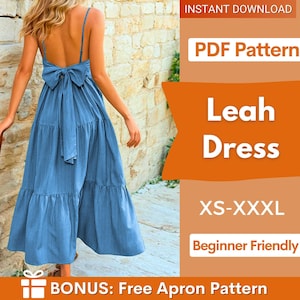Może przedstawiać: Niebieska sukienka maxi z falbanami, cienkimi ramiączkami i dużą kokardą na plecach. Obraz zawiera tekst: INSTANT DOWNLOAD, PDF Pattern, Leah Dress, XS-XXXL, Beginner Friendly oraz BONUS: Free Apron Pattern.