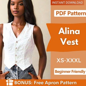 Op de afbeelding: Een wit vest van broderiestof met een V-hals en vier knopen aan de voorzijde. De tekst op de afbeelding luidt: INSTANT DOWNLOAD, PDF Pattern, Alina Vest, XS-XXXL, Beginner Friendly, BONUS: Free Apron Pattern. Het vest is mouwloos en kort.