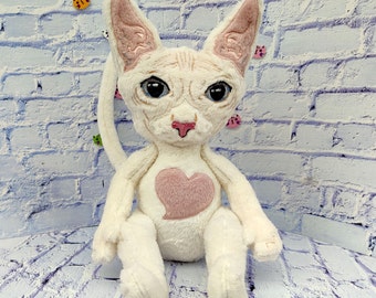 Chat Sphynx, Chat blanc, Peluche chat Sphynx dans les vêtements, Animal en peluche chat sans poils, Commission en peluche personnalisée, Adopter un animal de compagnie, Idée cadeau amoureux des chats