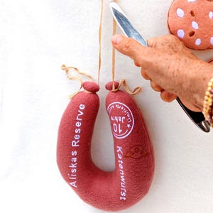 Peluche a forma di salsiccia – Peluche imbottito con nome ricamato personalizzato, peluche personalizzato