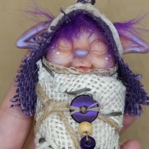 Waldkobold, Waldkobold, handgefertigt, Polymer Clay, Fantasy-Kunst, magische Kreatur, Ooak-Puppe, Artdoll, Fantasy-Kreatur,