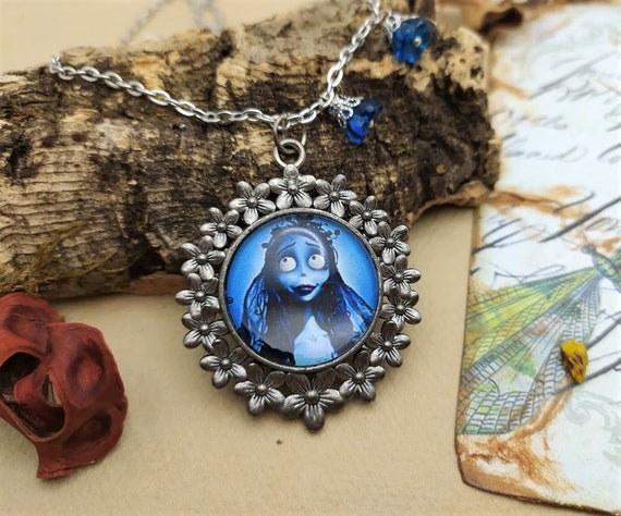 Corpse Bride Filigree Heart Necklace | Hot Topic