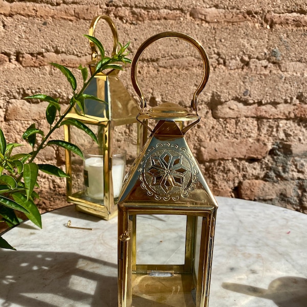 moroccan Brass Lantern , vintage candle Holder , handmade flower pattern , Candle lantern