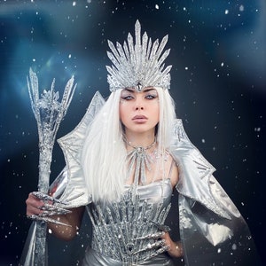 Glitter Silver tiara, Winter Queen, Silver Queen crown, Snow Queen tiara, Ice Queen, Ice Fairy Tiara, Christmas Halo crown, Christmas party
