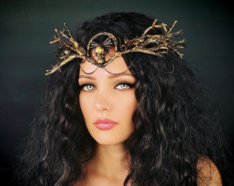 Woodland tiara, Devil crown, Dark fairy headpiece, Goth crown wedding, Gothic headpiece, Witch crown, Dark goddess tiara, Dark fairy queen