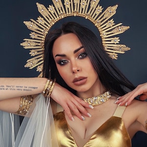 Gold Halo Crown, Goddess Halo Crown, Sunburst Crown, Spike Goddess Headpiece, Met Gala Headband, Gold Crystal Halo Headpiece, Boho Wedding