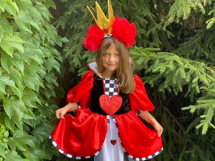 Costume the Red Queen in Wonderland Queen of Hearts Costume | Etsy