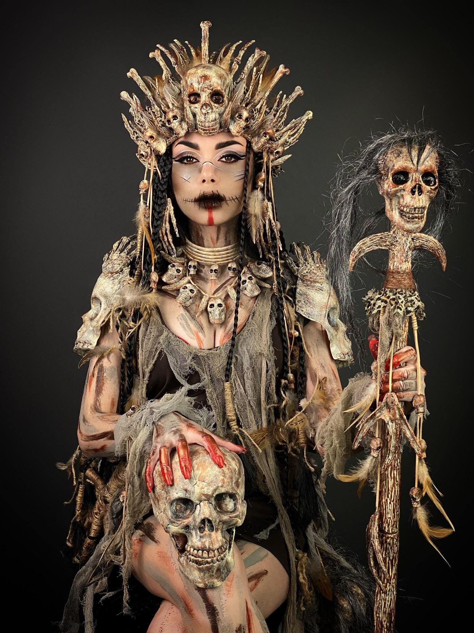 Reggiseno Imbracatura Con Piume Punk: Per Un Look Da Star A Halloween E Carnevale
