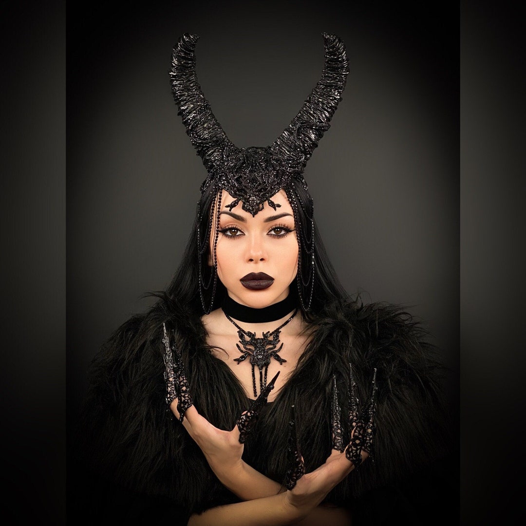 Queen Horns Headpiece – Gothic Hörner Stirnband Mit Halskette Für Halloween & Cosplay
