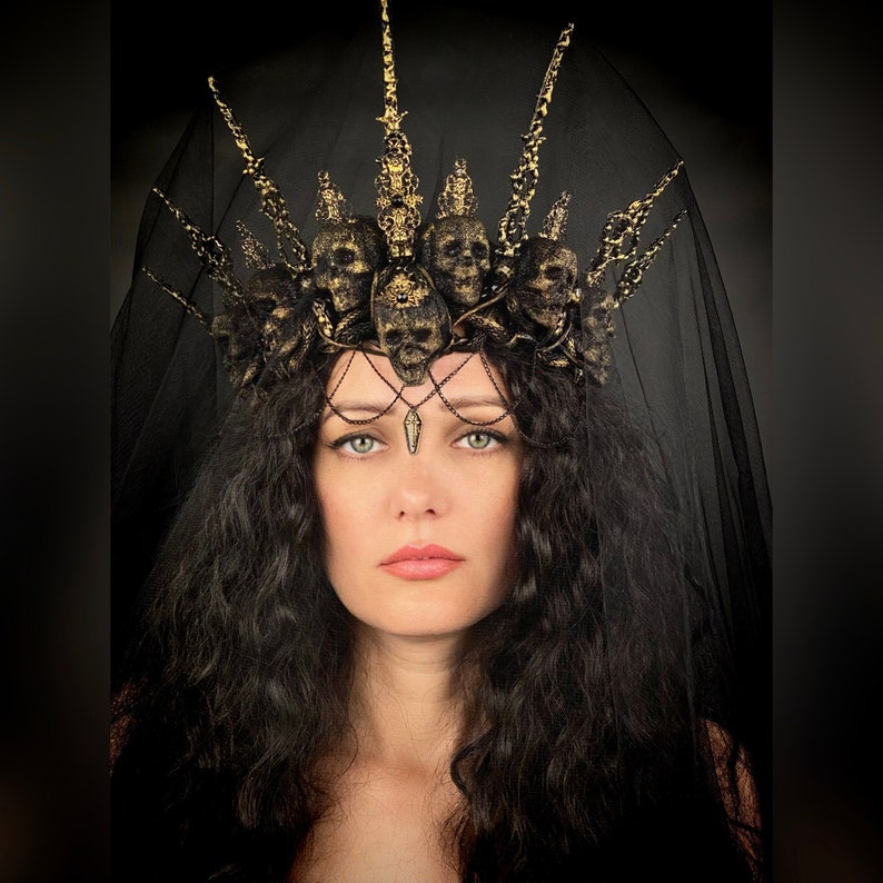 Evil queen Dark fairy crown Gothic crown of branches Gothic image 1