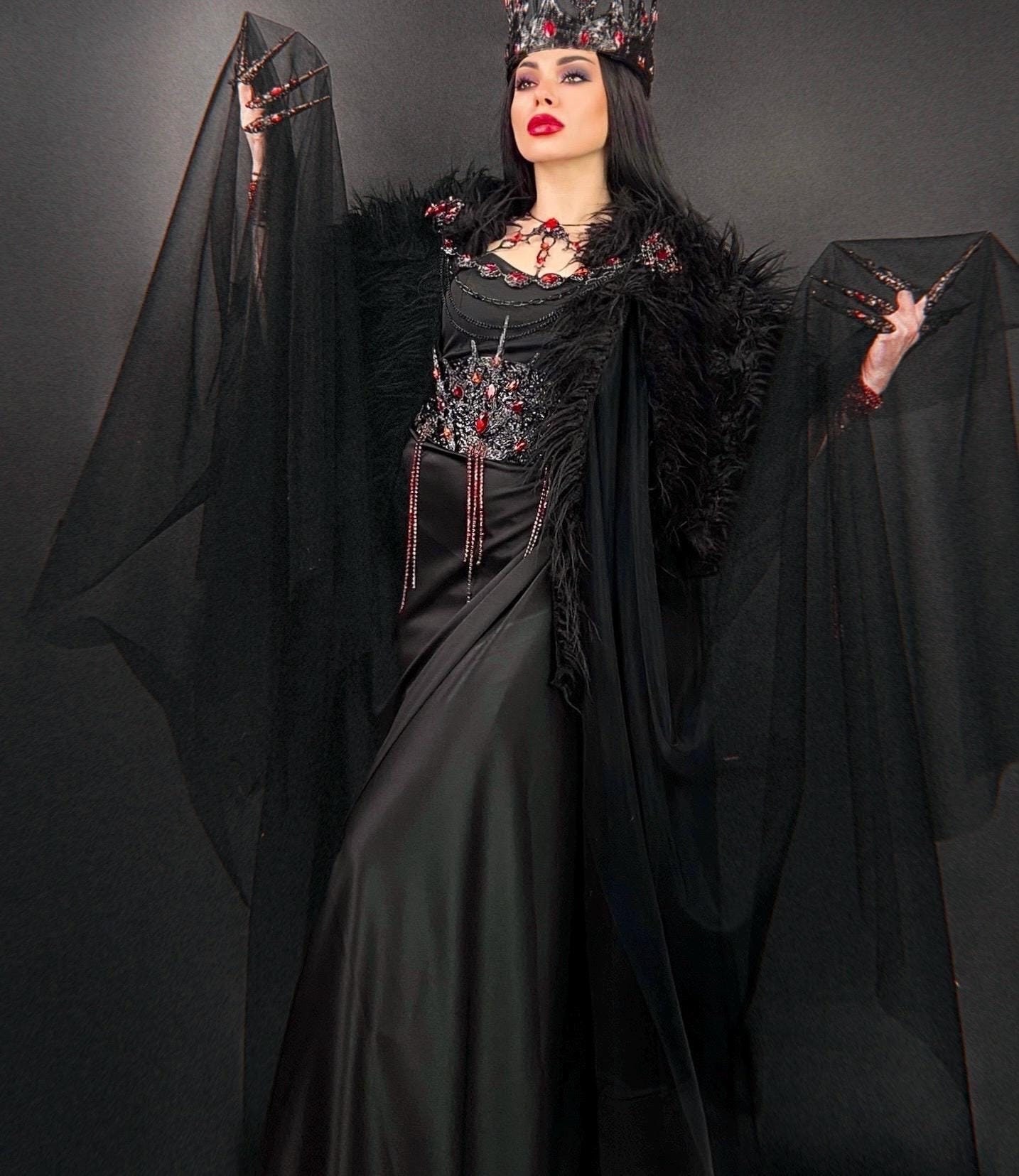 Reggiseno Imbracatura Con Piume Punk: Per Un Look Da Star A Halloween E Carnevale