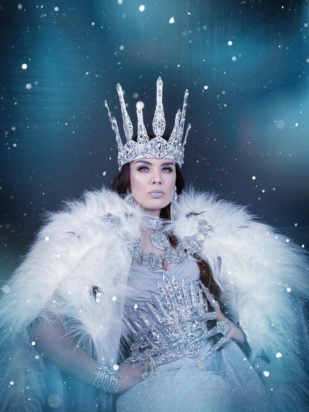 Royal Silver Crown, Ice Queen Costume, Silver Christmas Cape, LARP - Etsy