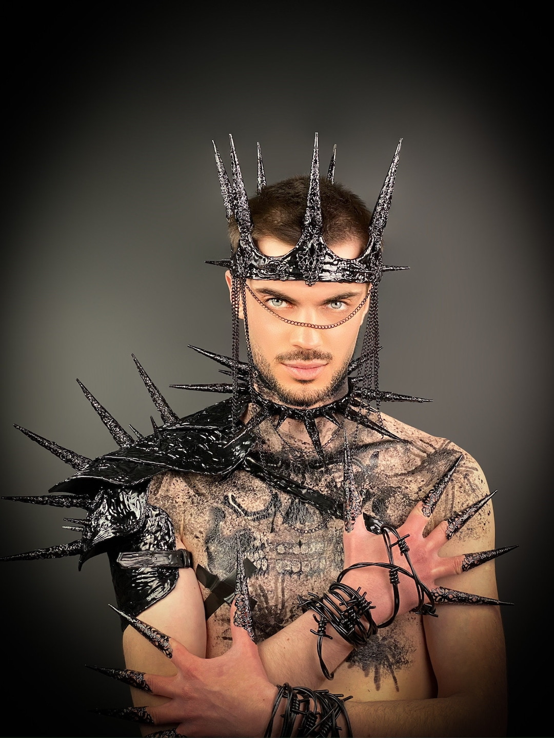 マルディグラ、男性ゴシックパンクロックゴス、サイバーバロッコ、ユニ