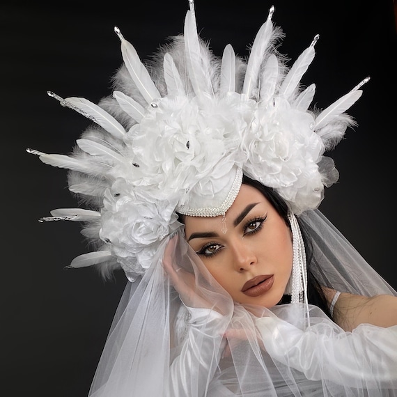 Burning Man, Mardi Gras Costume, White Feather Goddess  display picture 1