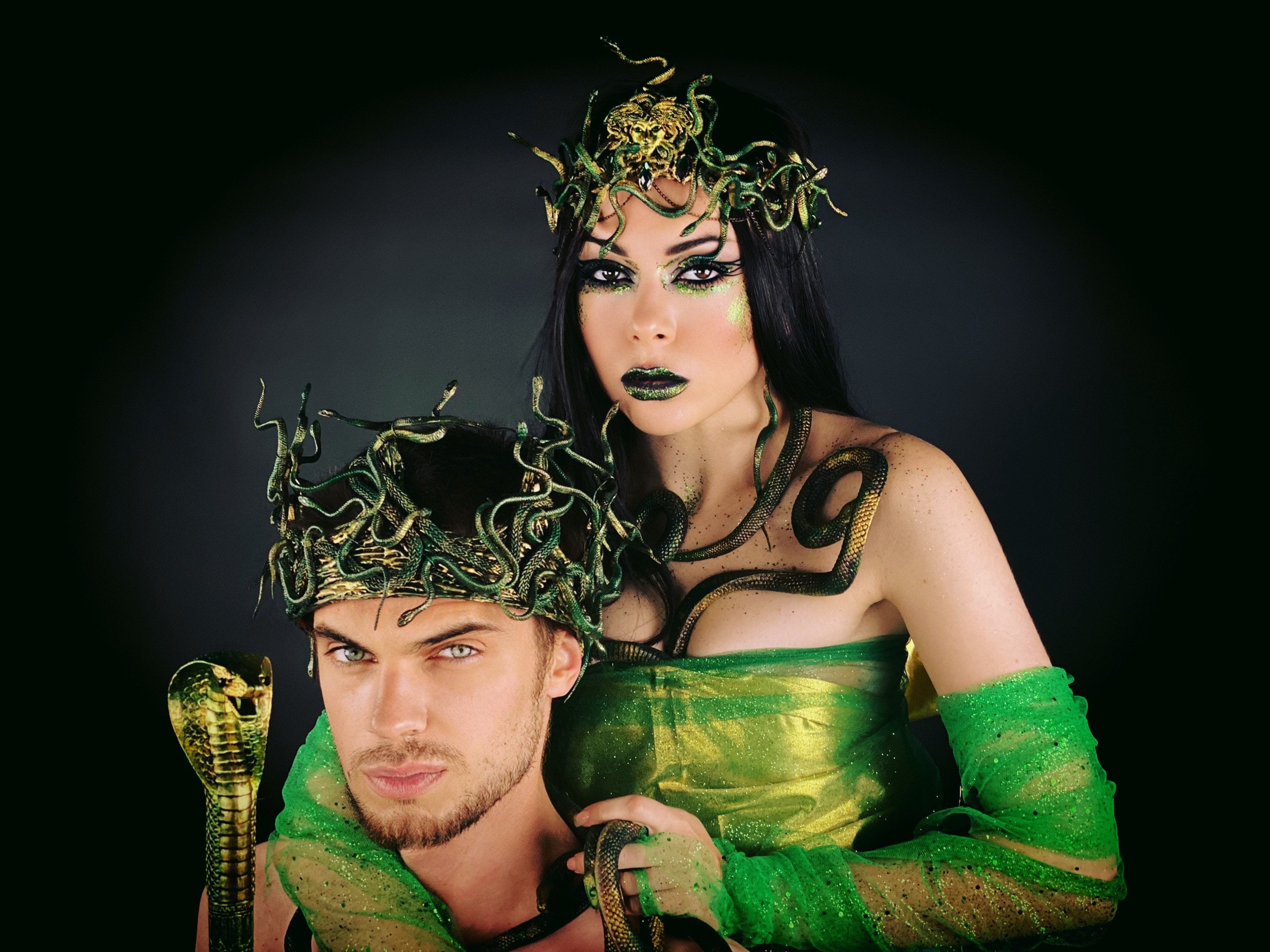 Medusa, Queen of the Gorgons Adult Costume 