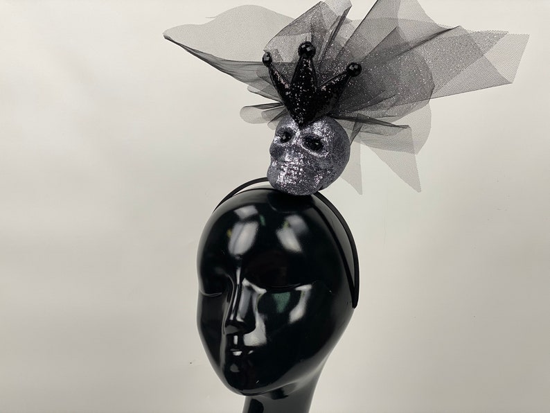 Gothic skull headpiece Evil queen crown Halloween skull headdress Day of the Dead queen/'s headdress Halloween costume accessories