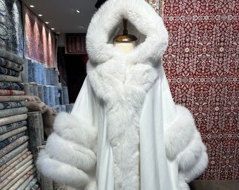 Winter clothing for women, whit removebel hood and satin lining White cashmere cape with fox fur trim, cape women, mother gift