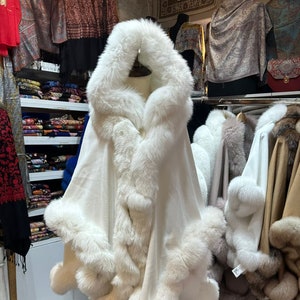 Whit hood White fox fur cashmere cape with WhIite Fox fur trimmed, Stylish cape with real fox fur, Free Size For all, whit hood