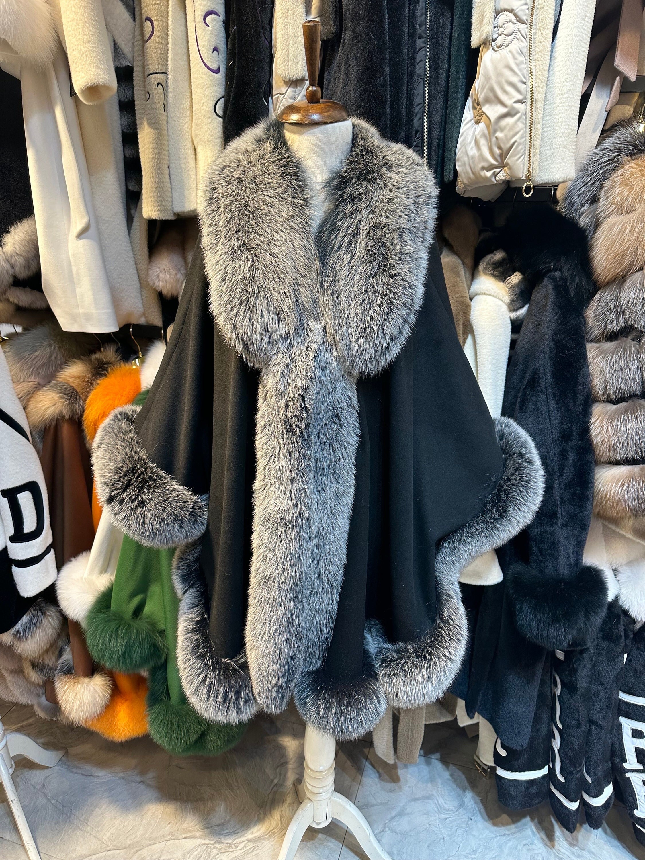 ダークグレーフォックス ファー付きカシミア ケープ ダークグレーフォックス ファー付きカシミア ケープ 楽天市場