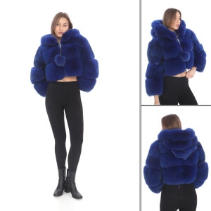 Women Blue Fur Contrast Piping Zipper Jacket
