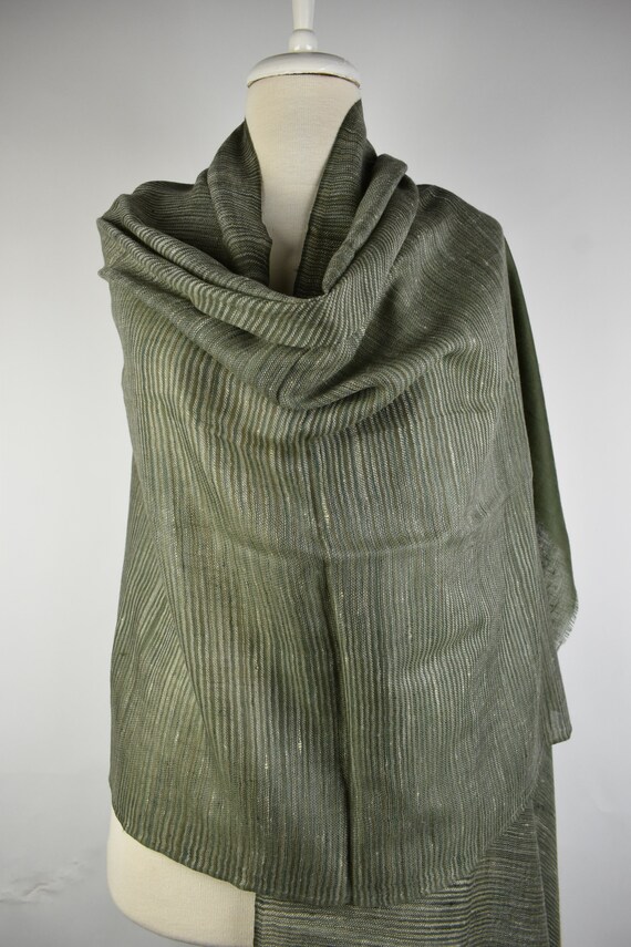 cashmere reversible shawl